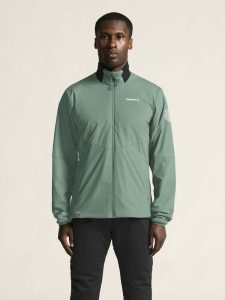 1915160-653000_ADV20Nordic20Training20Insulate20Jacket20M_closeup4