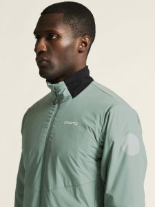 1915160-653000_ADV20Nordic20Training20Insulate20Jacket20M_closeup5