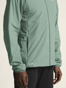 1915160-653000_ADV20Nordic20Training20Insulate20Jacket20M_closeup6