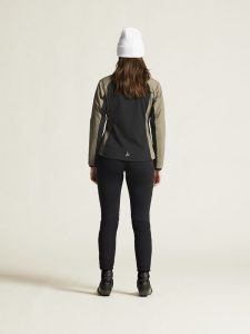 1915166-237000_ADV20Nordic20Training20Insulate20Jacket20W_closeup3