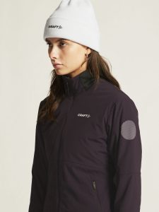 1915166-499000_ADV20Nordic20Training20Insulate20Jacket20W_closeup10