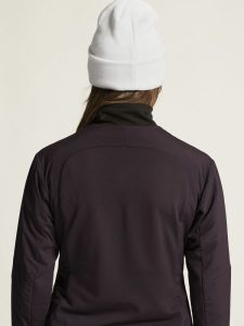 1915166-499000_ADV20Nordic20Training20Insulate20Jacket20W_closeup14