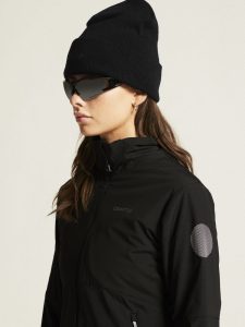 1915166-999000_ADV20Nordic20Training20Insulate20Jacket20W_closeup5