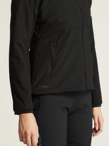 1915166-999000_ADV20Nordic20Training20Insulate20Jacket20W_closeup6