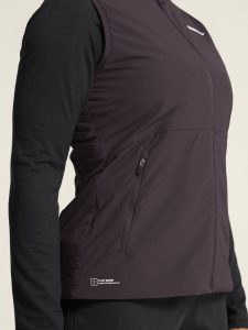 1915167-499000_ADV20Nordic20Training20Insulate20Vest20W_closeup6