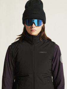 1915167-999000_ADV20Nordic20Training20Insulate20Vest20W_closeup10