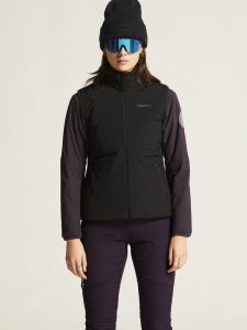 1915167-999000_ADV20Nordic20Training20Insulate20Vest20W_closeup8