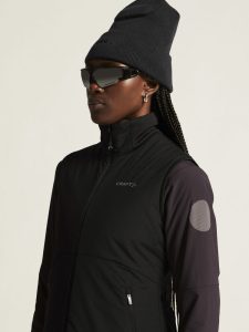 1915167-999000_ADV20Nordic20Training20Insulate20Vest20W_closeup9