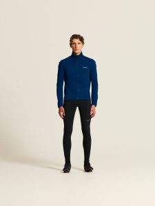 1915178-3810_Core20Bike20SubZ20Jacket20220M_closeup1