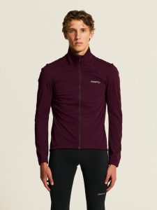 1915178-4820_Core20Bike20SubZ20Jacket20220M_closeup2