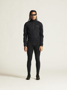 1915178-999000_Core20Bike20SubZ20Jacket20M_closeup1