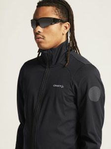 1915178-999000_Core20Bike20SubZ20Jacket20M_closeup5