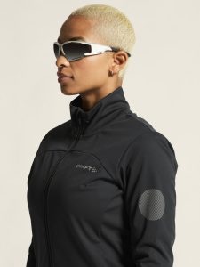 1915182-999000_Core20Bike20SubZ20Jacket20220W_closeup5