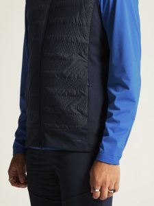 1915186-396000_Adv20Nordic20Training20Speed20Vest20M_closeup6