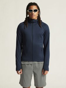 1915240-396000_ADV20Explore20Power20fleece20Hood20Jkt20M_closeup4