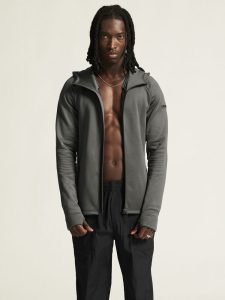 1915240-985000_ADV20Explore20Power20fleece20Hood20Jkt20M_closeup4