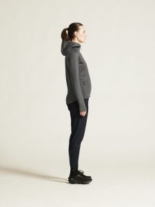 1915241-985000_ADV20Explore20Power20fleece20Hood20Jkt20W_closeup2