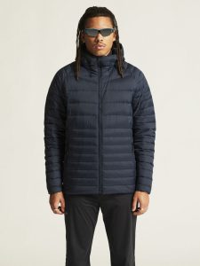 1915252-396000_ADV20Explore20Lt20Down20Jkt20M_closeup4