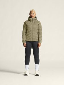 1915253-237000_ADV20Explore20Lt20Down20Jkt20W_closeup1