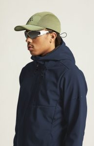 1915258-396000_ADV20Explore20Softshell20220020Jkt20M_closeup5