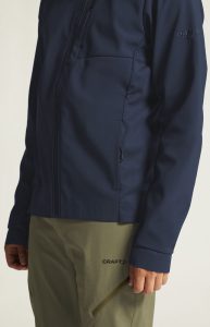 1915258-396000_ADV20Explore20Softshell20220020Jkt20M_closeup6