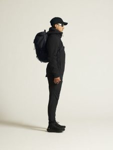 1915258-999000_ADV20Explore20Softshell20220Jkt20M_closeup3