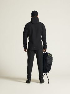 1915258-999000_ADV20Explore20Softshell20220Jkt20M_closeup7