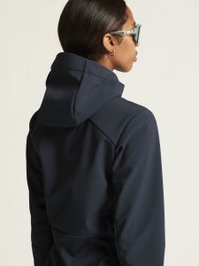 1915259-396000_ADV20Explore20Softshell20220Jkt20W_closeup8