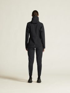 1915259-999000_ADV20Explore20Softshell20220Jkt20W_closeup3