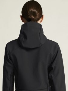 1915259-999000_ADV20Explore20Softshell20220Jkt20W_closeup7
