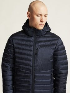 1915260-396000_Core20Explore20Lt20Insulation20Jacket20M_closeup5