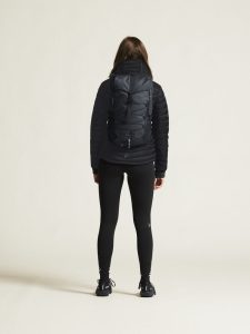 1915261-999000_CORE20Explore20Lt20Insulation20Jkt20W_closeup3