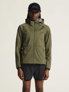 1915263-664000_CORE20Explore20Softshell20220Jkt20W_closeup4