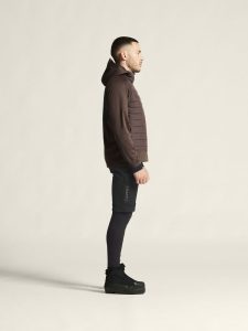 1915281-286000_Adv20Pursuit20Thermal20Jacket20M_closeup2