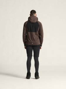 1915281-286000_Adv20Pursuit20Thermal20Jacket20M_closeup3