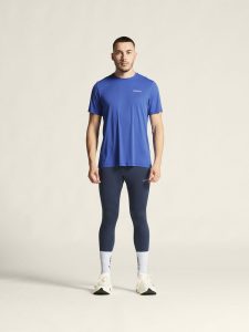 1915287-331000_Core20Essence20SS20Tee20220M_closeup1