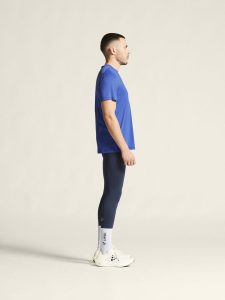 1915287-331000_Core20Essence20SS20Tee20220M_closeup2
