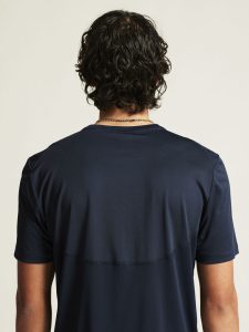 1915287-396000_Core20Essence20SS20Tee20220M_closeup6