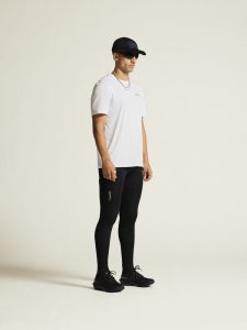 1915287-900000_Core20Essence20SS20Tee20220M_closeup1