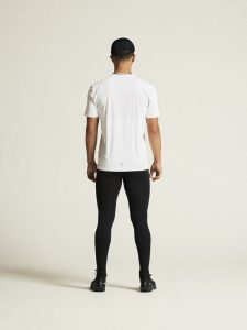 1915287-900000_Core20Essence20SS20Tee20220M_closeup3