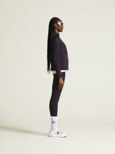 1915288-499000_ADV20Essence20Jersey20Hood20Jacket20220W_closeup2