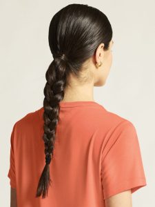 1915291-7370_Core20Essence20SS20Tee20220W_closeup6