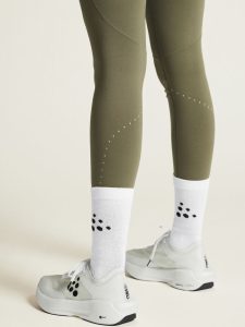 1915294-664000_ADV20Essence20Warm20Tights20W_closeup6