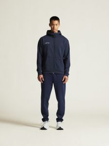 1915295-390000_Community20220Logo20FZ20Hoodie20M_closeup1