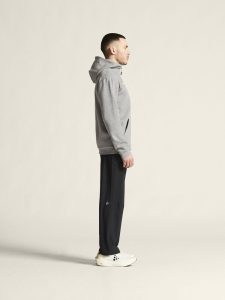 1915295-950000_Community20220Logo20FZ20Hoodie20M_closeup2