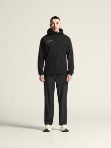 1915295-999000_Community20220Logo20FZ20Hoodie20M_closeup1