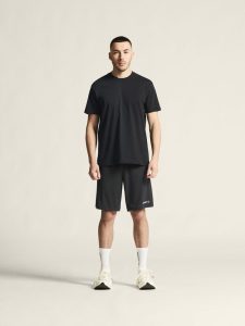 1915301-999000_Community20220Tee20M_closeup1