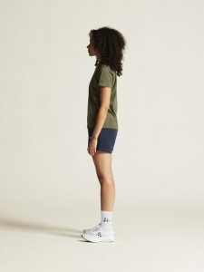 1915302-664000_Community20220Tee20W_closeup4