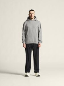 1915327-950000_Community20220Hoodie20M_closeup1