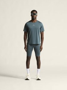 1915396-387000_PRO20Trail20Short20Tights20220M_closeup1